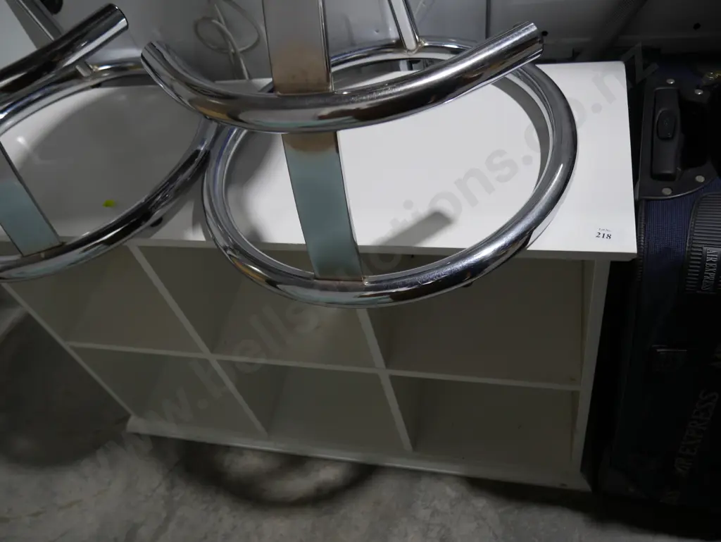 Cube shelf unit Image 1++