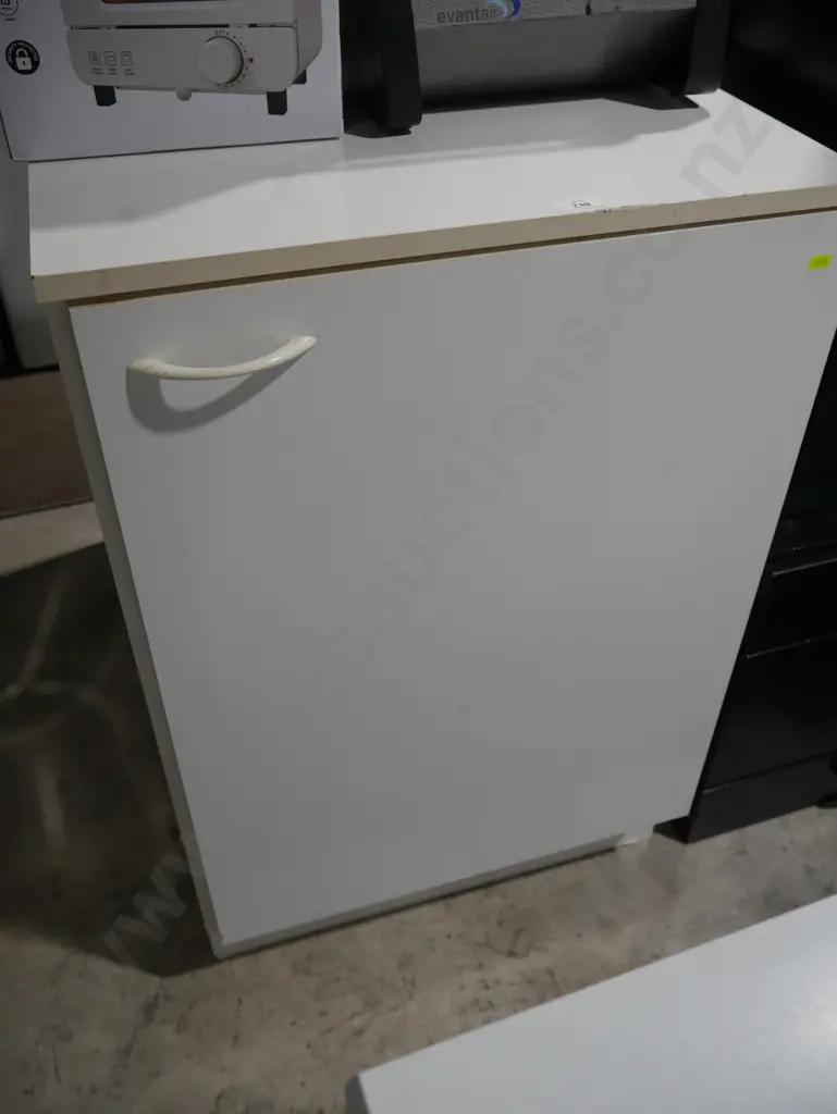 Storage cupboard Image 1++