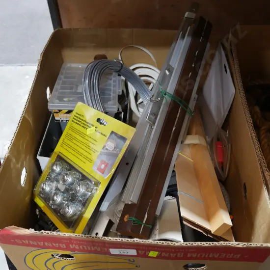 Box of sundries