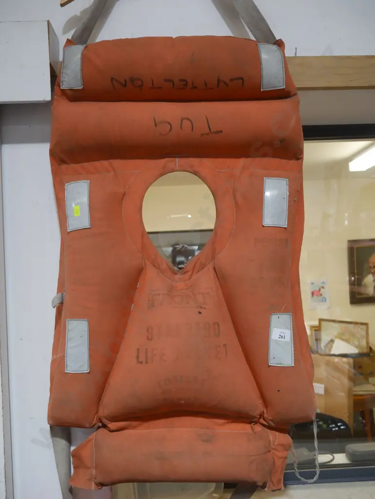 Tug Littleton life jacket Image 1++