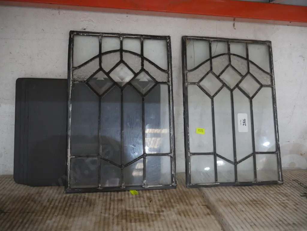 Leadlight panes Image 1++