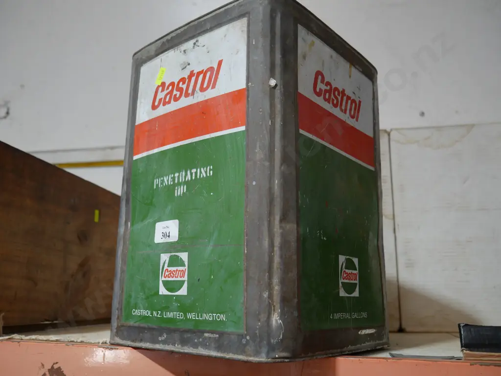 Castrol tin Image 1++