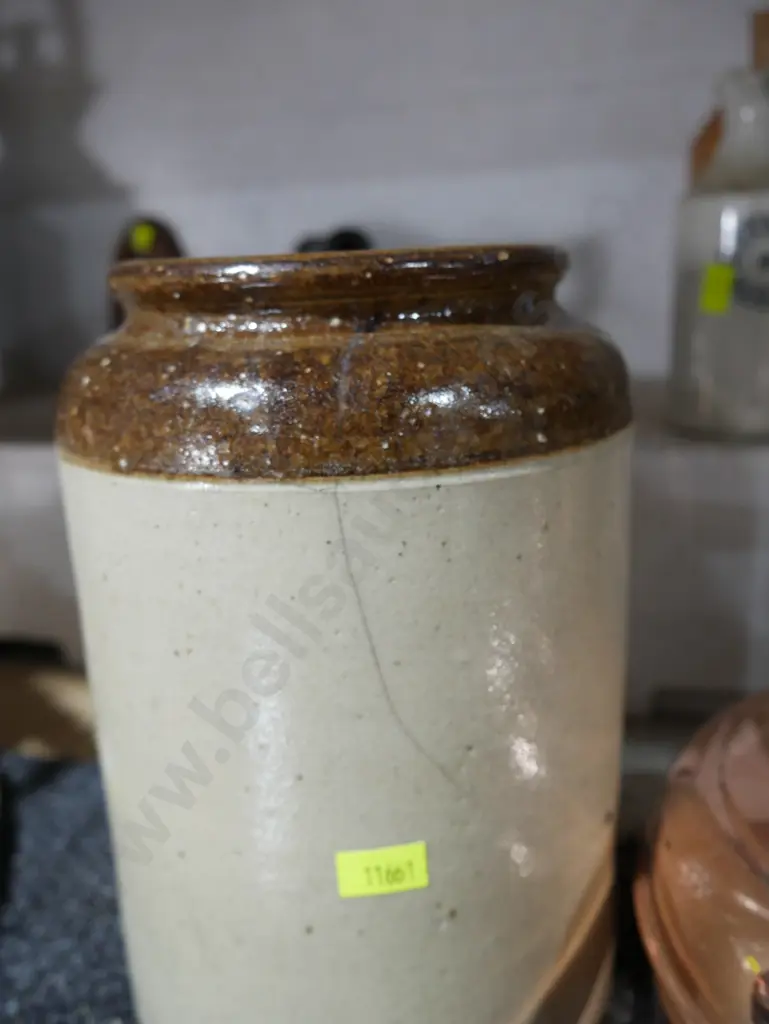Barcock Christchurch stoneware jam pot Image 1++