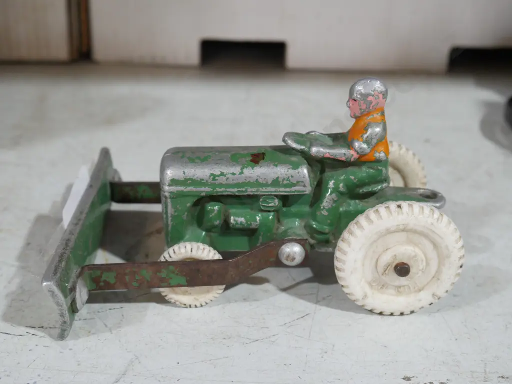 Fun ho tractor Image 1++