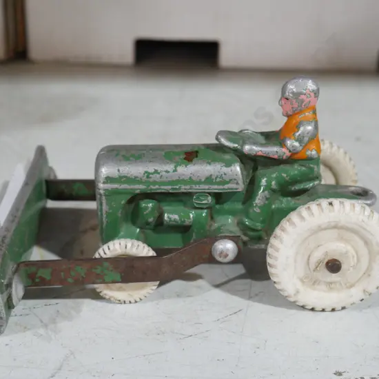 Fun ho tractor