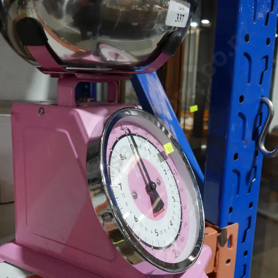 Kitchens scales