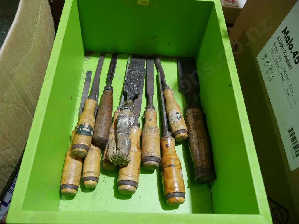 Chisels Image 1++