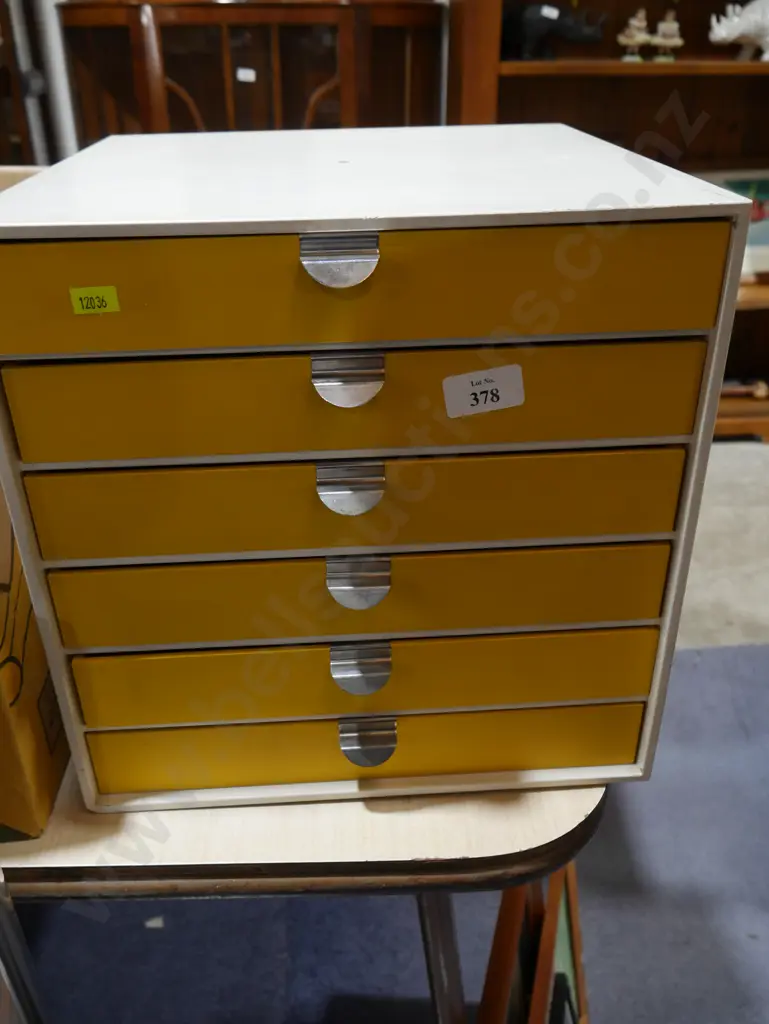 Small desk top drawers Image 1++