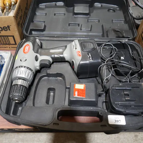 Ozito power drill in case