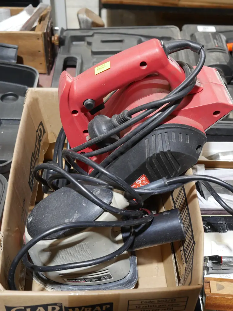 Sander and planer power tools Image 1++