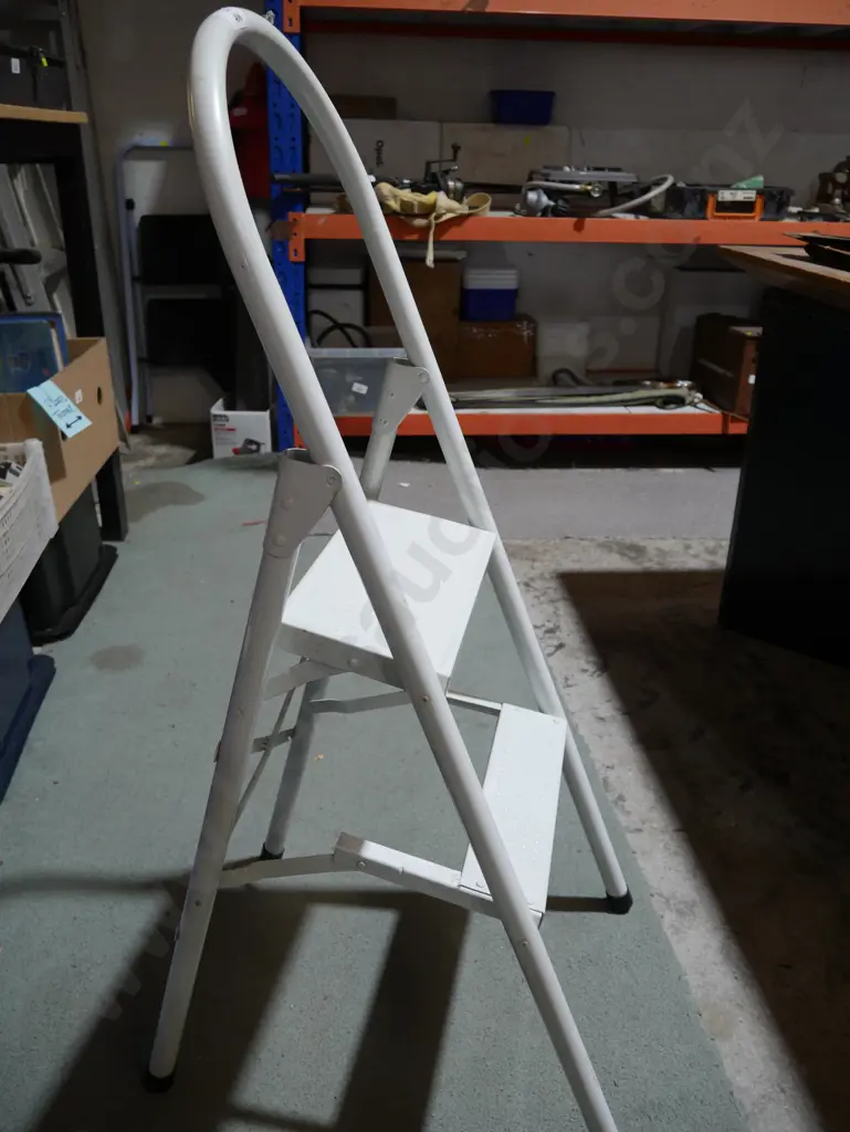 Kitchen steps Image 1++
