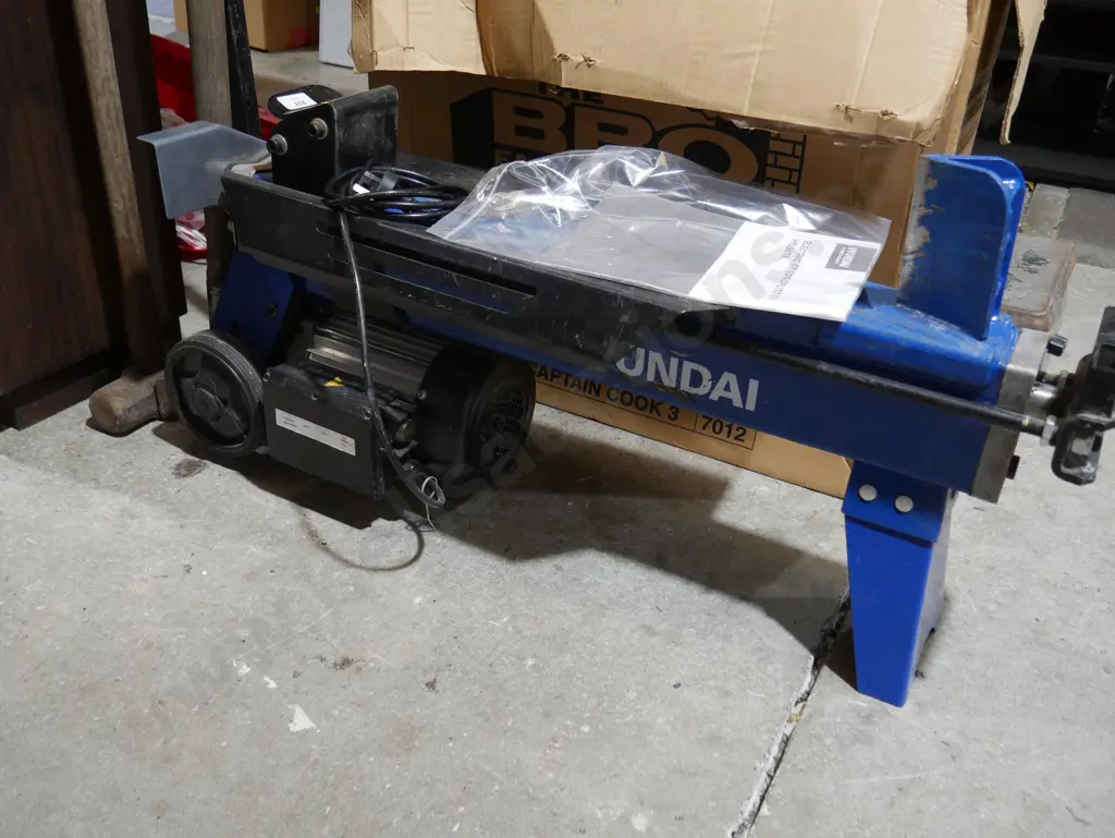 Electric log splitter Image 1++