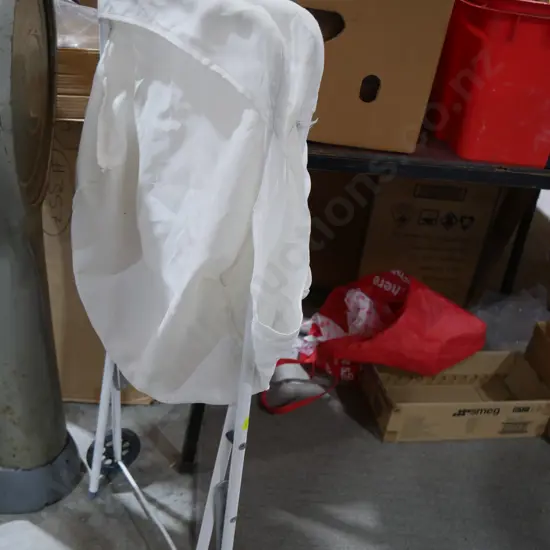 Laundry cart