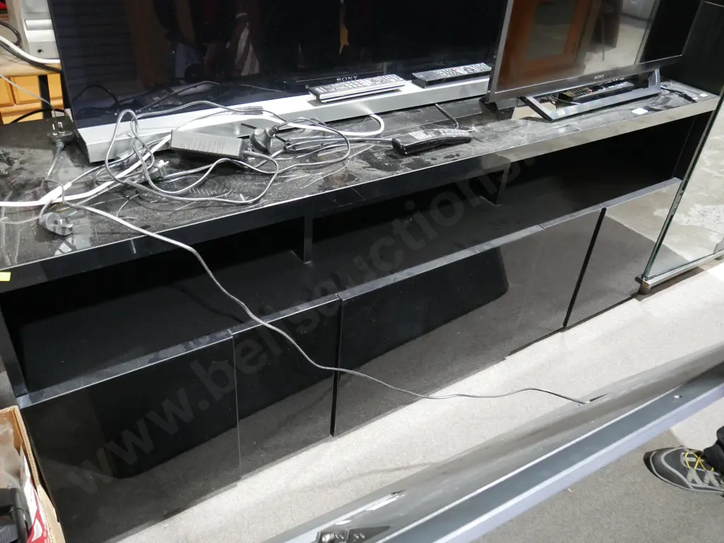 Black TV cabinet Image 1++