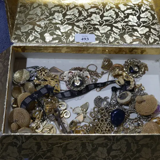 Costume jewellery