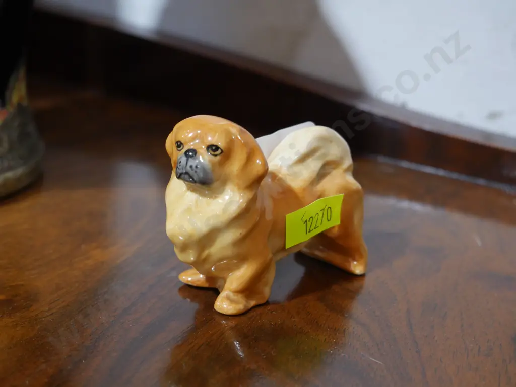 Royal Worcester Pekingese dog figure Image 1++