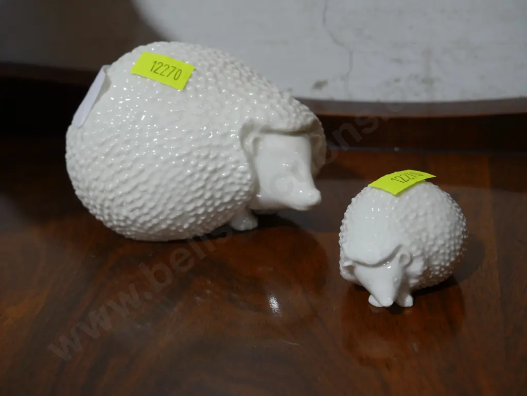 2 Hutchenreuther Germany hedgehog figures Image 1++
