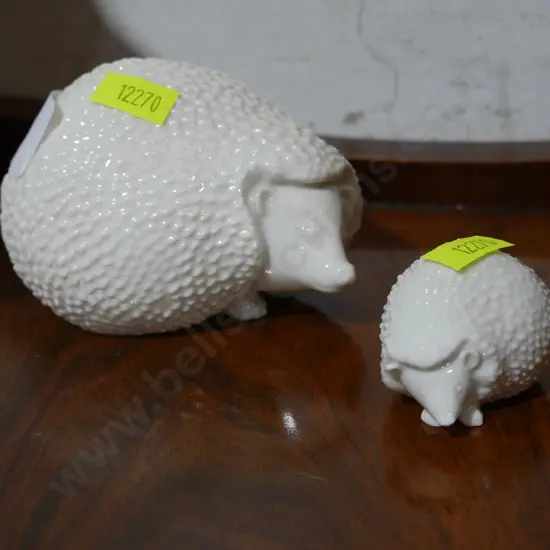 2 Hutchenreuther Germany hedgehog figures