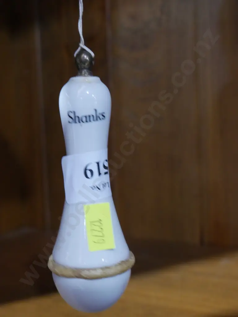 Toilet pull marked Shanks Image 1++