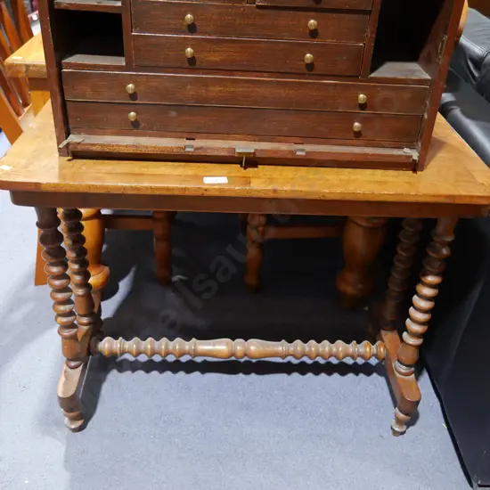Victorian bobbin leg side table