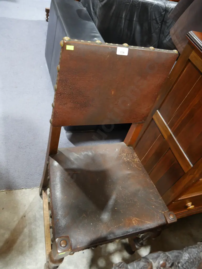 Leatherback dining chair Image 1++