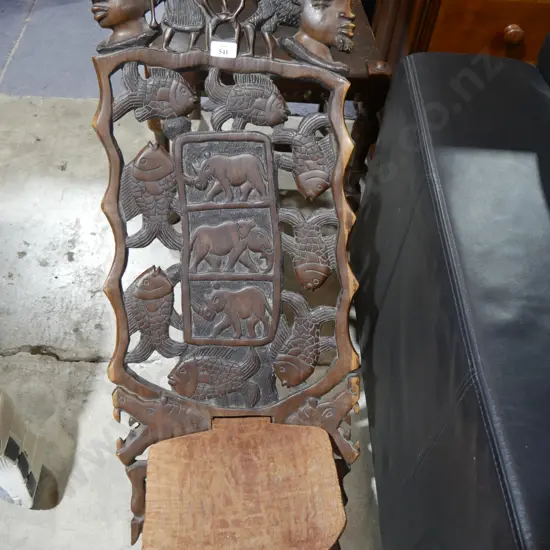 Malawi folding chair with carved animals