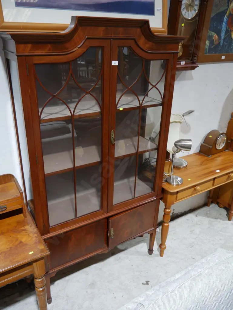Display cabinet Image 1++