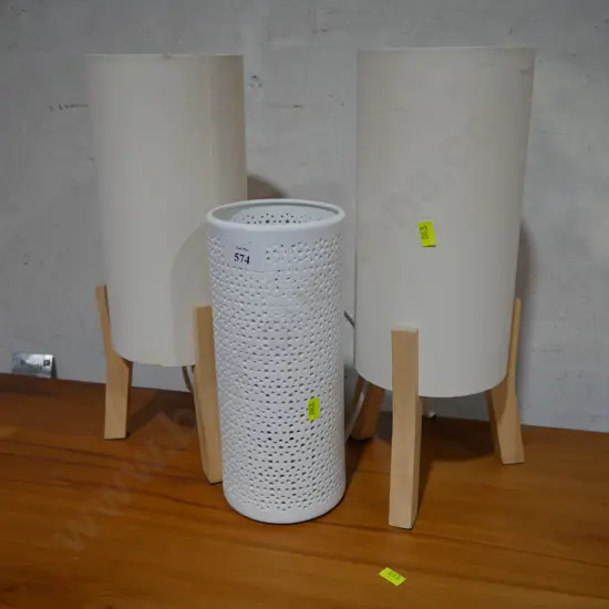 3 table lamps