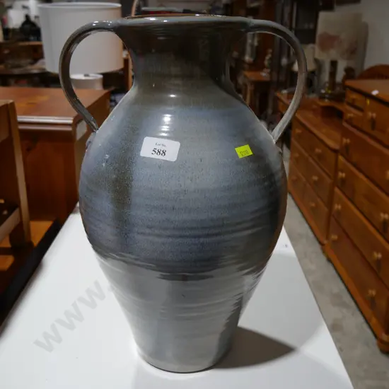 Pottery vase