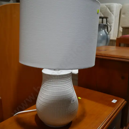 Table lamp