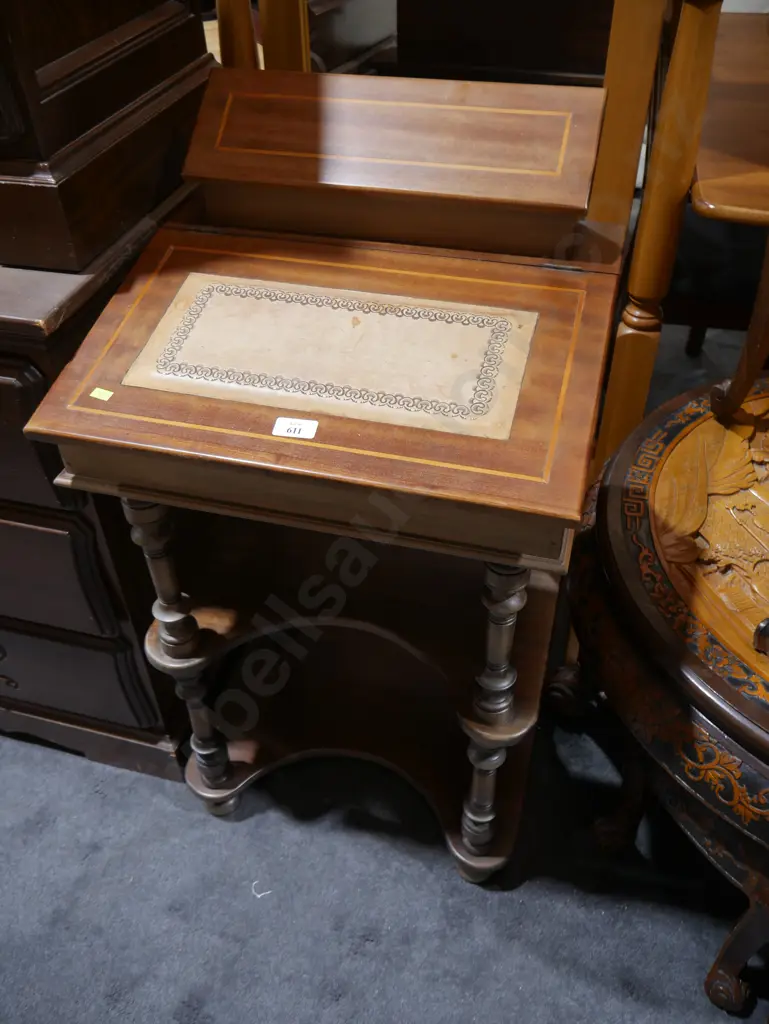 Writing table Image 1++