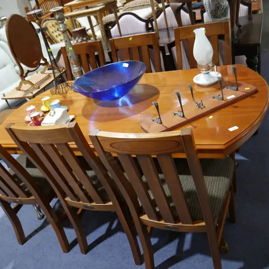 Dining table and 6 chairs