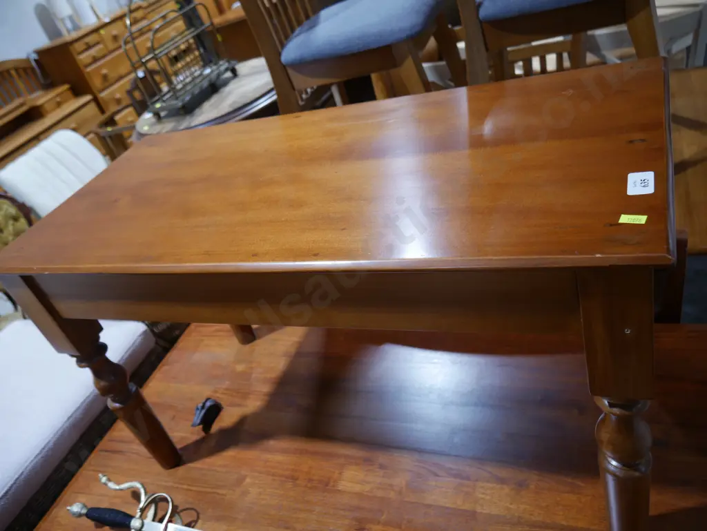 Coffee table Image 1++