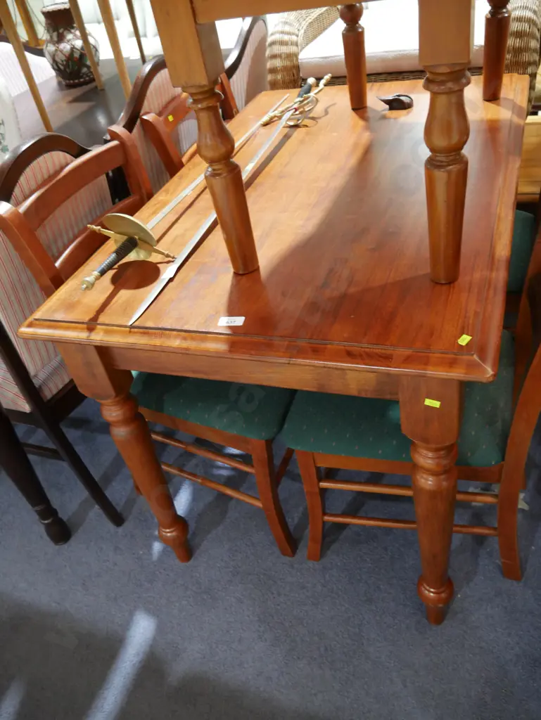 Dining table and four chairs Image 1++