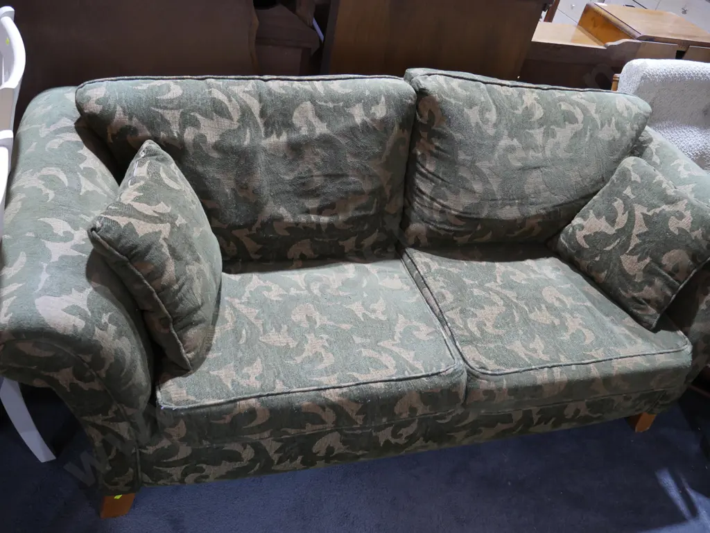 2-seater sofa Image 1++