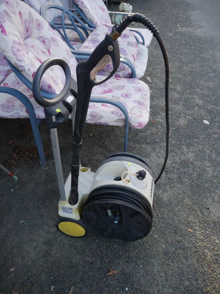 Karcher water blaster Image 1++