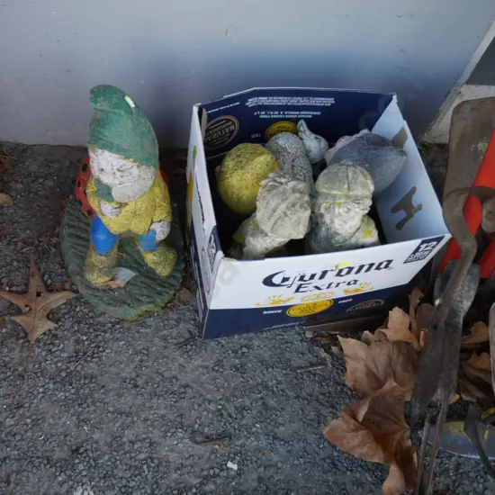Outdoor ornaments