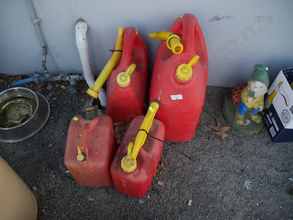 4 petrol containers Image 1++