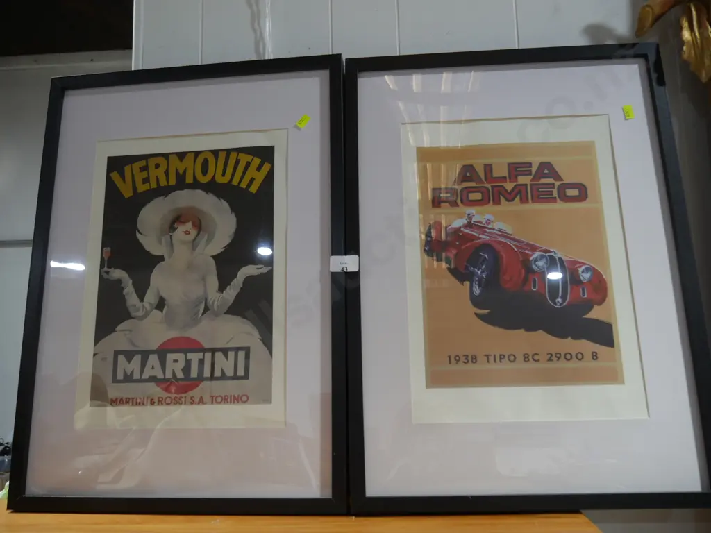 Two framed pictures Image 1++