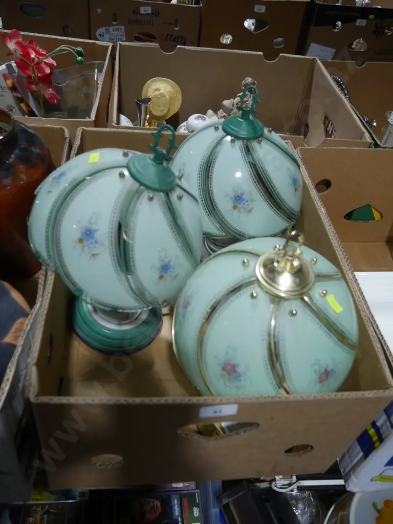 Three lamps Image 1++