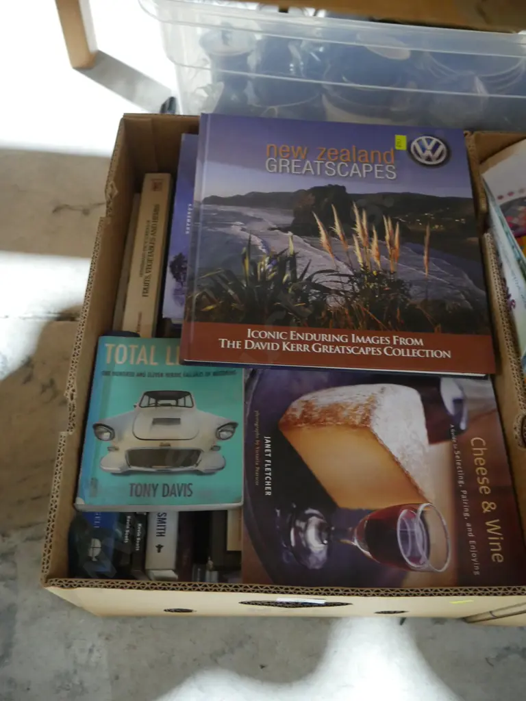 Books Image 1++