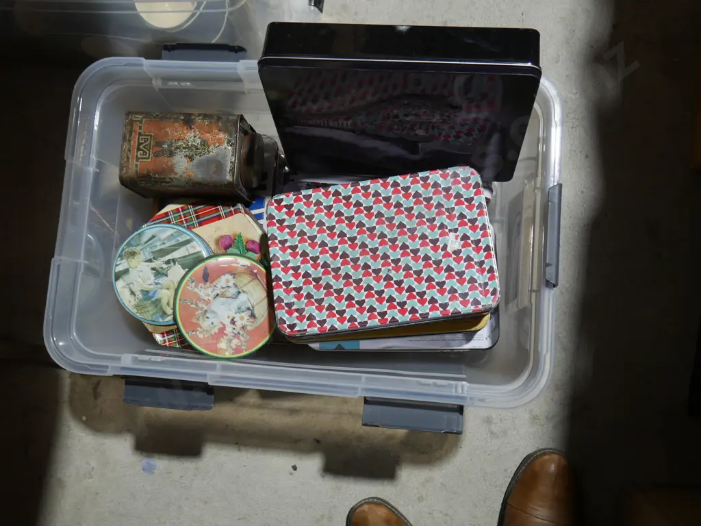 Tins Image 1++