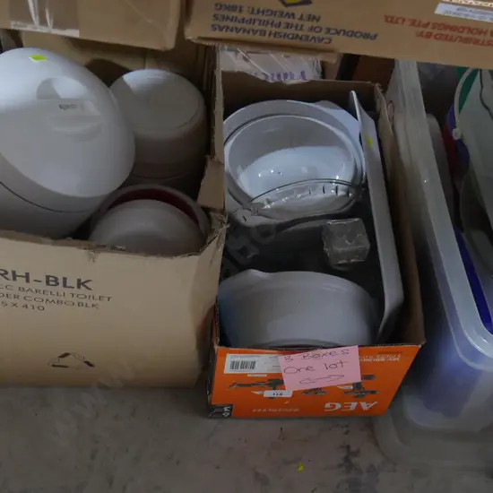 Kitchen sundries