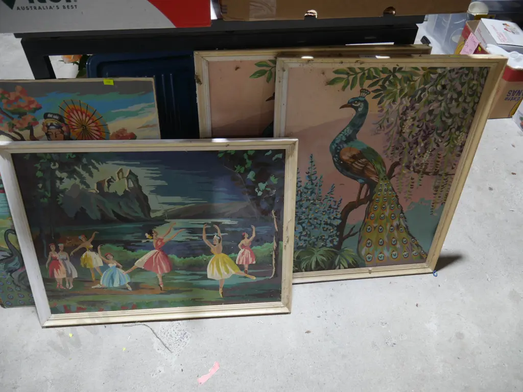 Assorted art Image 1++