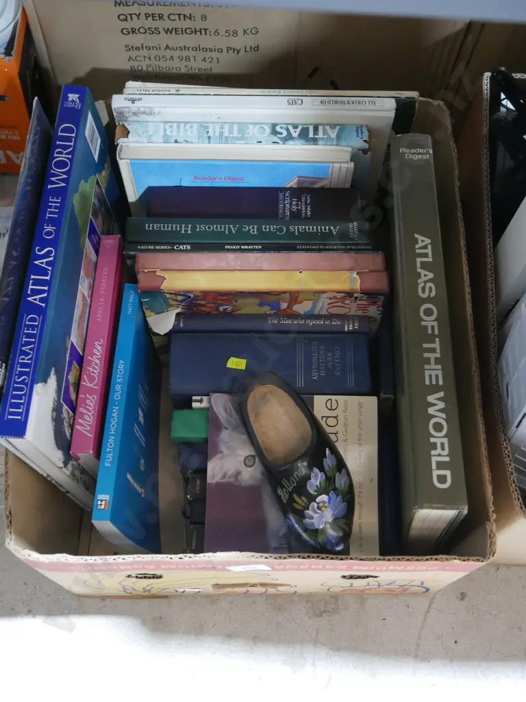 Books Image 1++