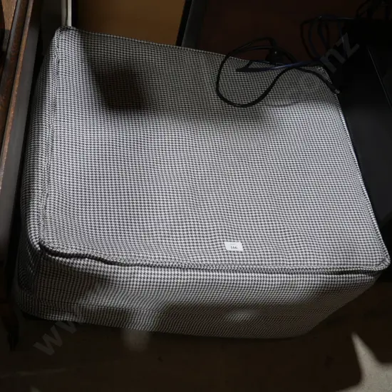 Fold out mattress