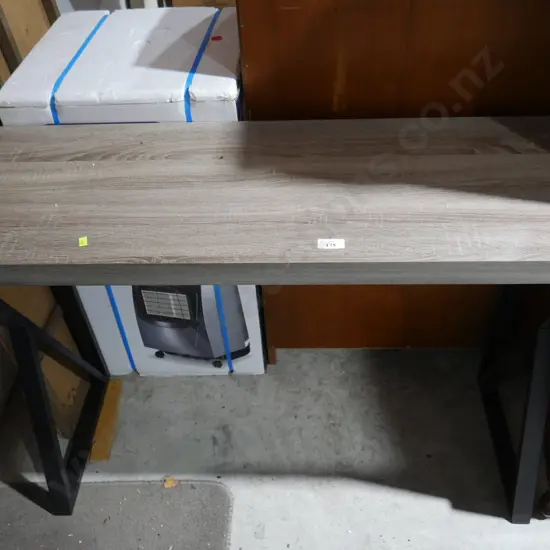 Hall table