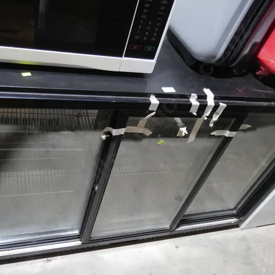 Bar fridge