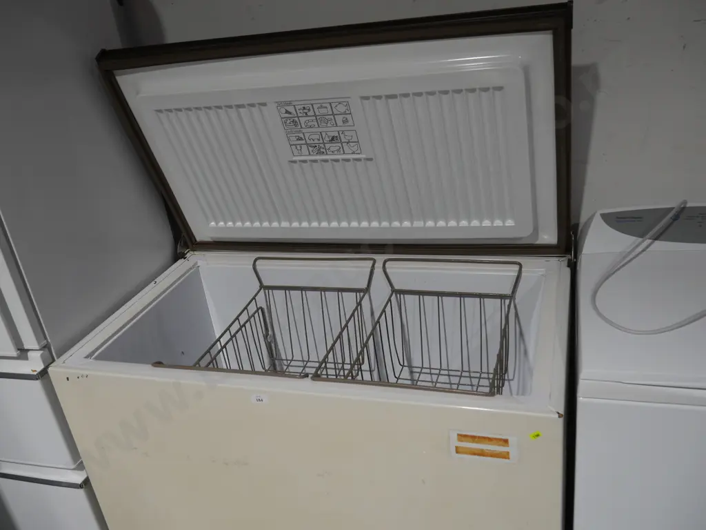 Chest freezer Image 1++