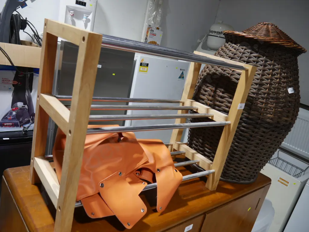 Shoe rack Image 1++